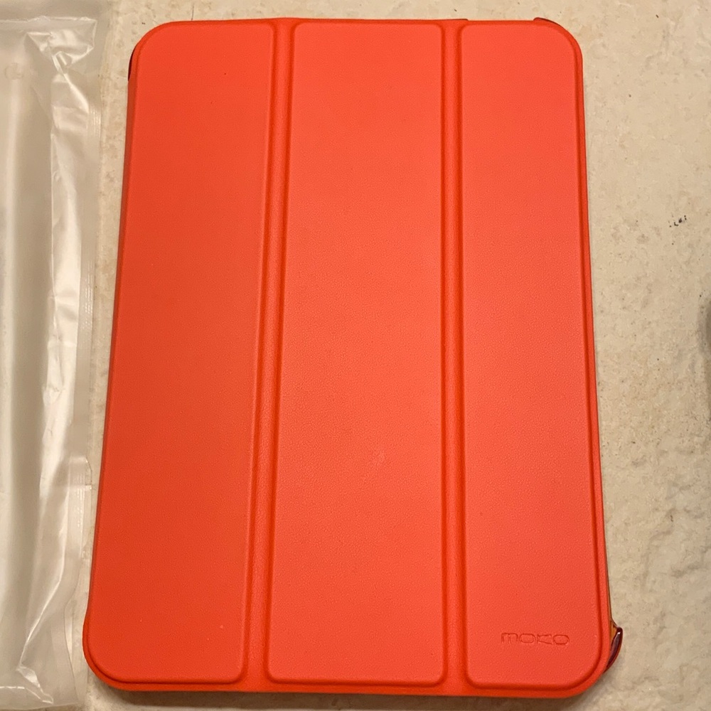 MoKo Tablet Covers x 4